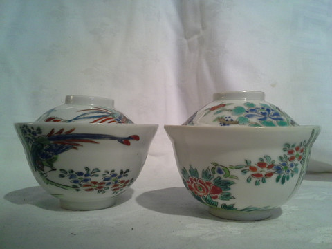 Chinese tea bowls with lids